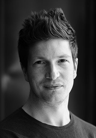 Tom Mills